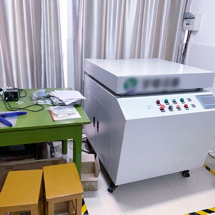 化學(xué)實(shí)驗(yàn)室搬運(yùn)