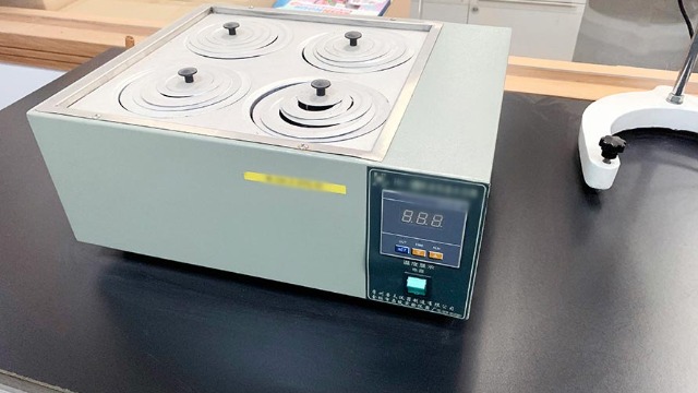 資陽醫(yī)院搬遷設備員工努力提升自身的技能