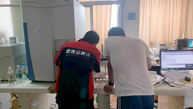 精密設(shè)備長(zhǎng)途搬運(yùn)