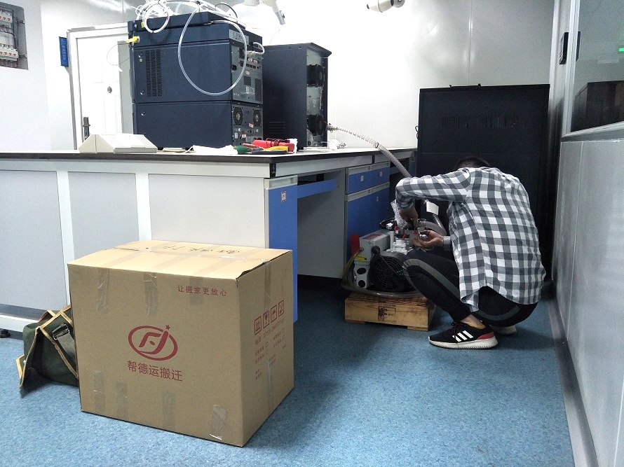 新樂實(shí)驗(yàn)室設(shè)備搬運(yùn) 新樂實(shí)驗(yàn)室設(shè)備搬運(yùn)